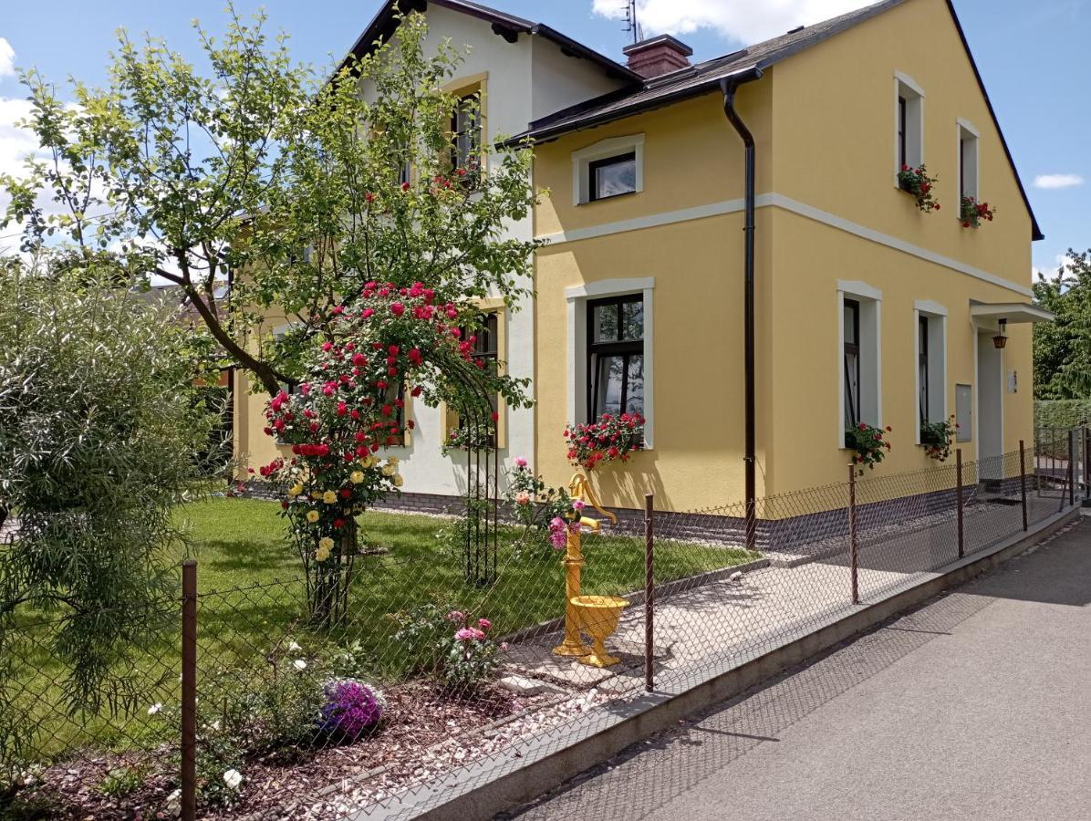 Apartment Pavel Velke Porici Exterior photo